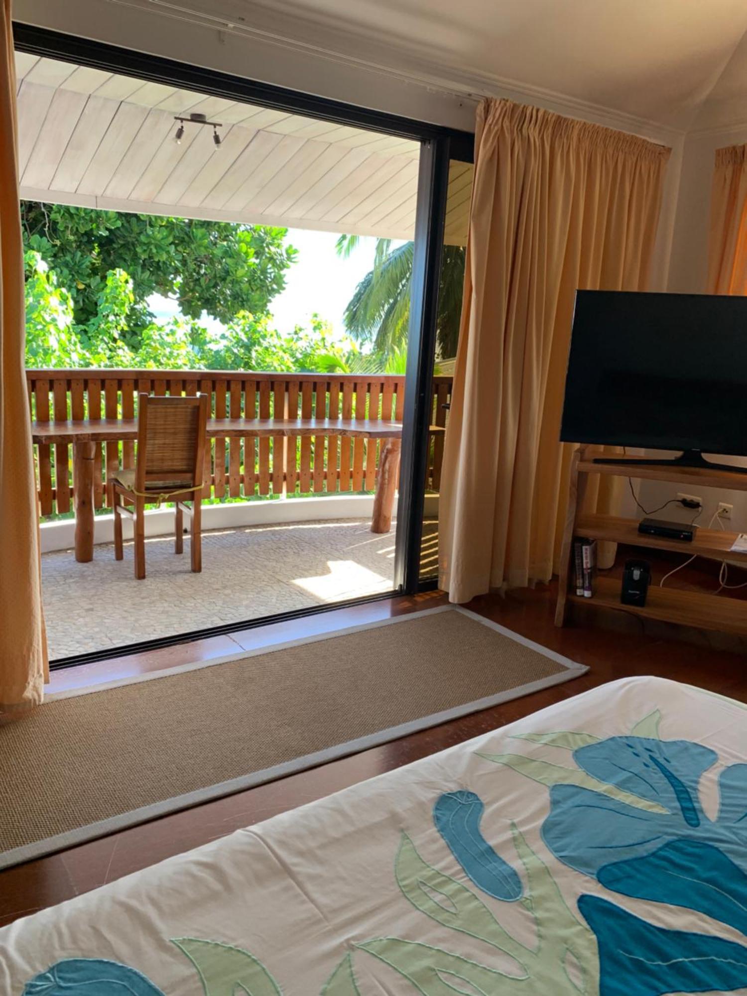 Fare Hotu Punaauia Bord De Mer Luaran gambar